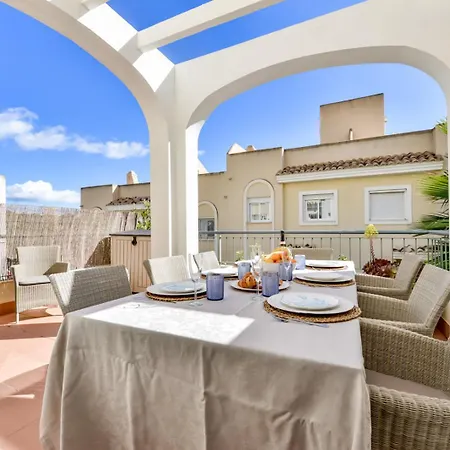 Bungalow Montesol Con Vistas Al Mar Y Montana بيت للعطل