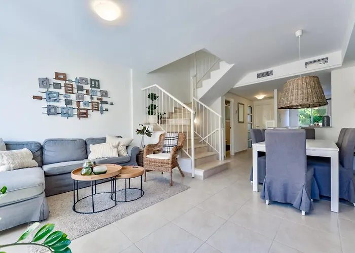 بيت للعطل Bungalow Montesol Con Vistas Al Mar Y Montana كاليبي