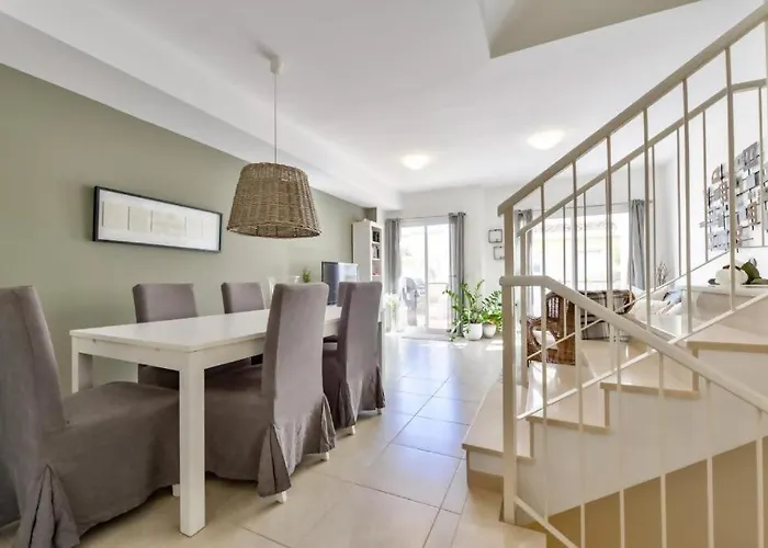 Montesol Con Vistas Al Mar Y Montana *