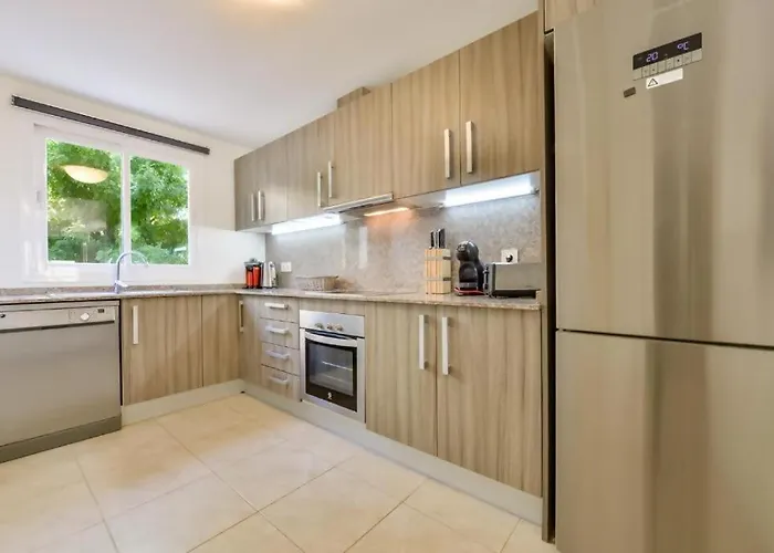 Montesol Con Vistas Al Mar Y Montana *